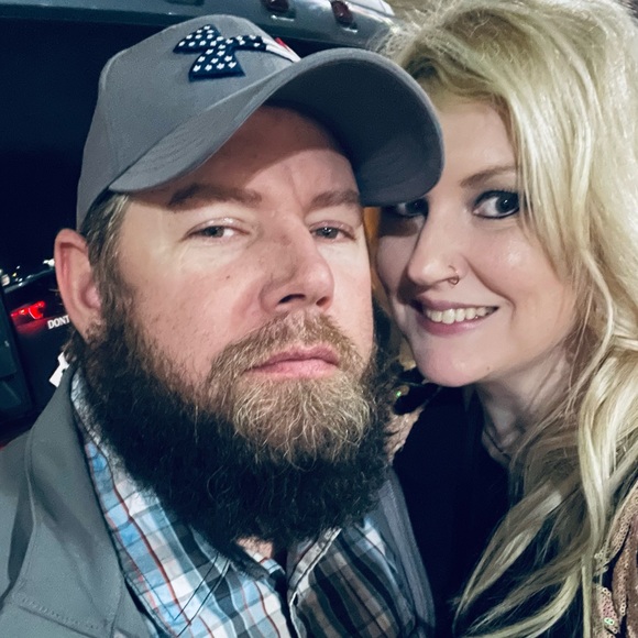 Meet your Posher, Crystal - Picture 1 of 1